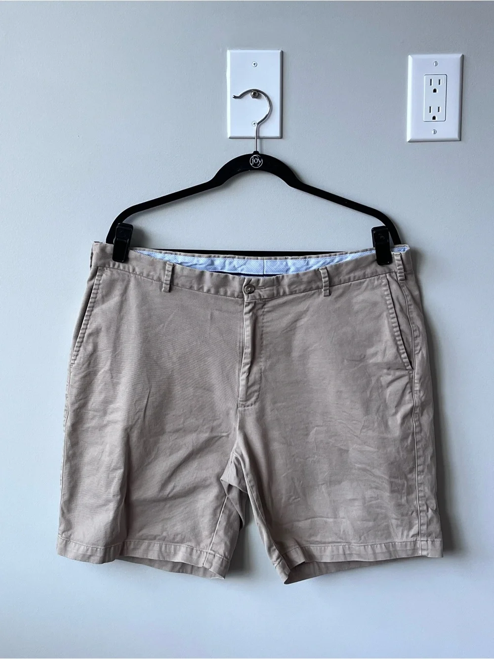 Peter Millar Lot of 2 Crown Soft Touch Twill Golf Shorts 8.5” Men 38 Khaki Gray